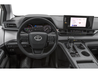 2025 Toyota Sienna LE 8 Passenger