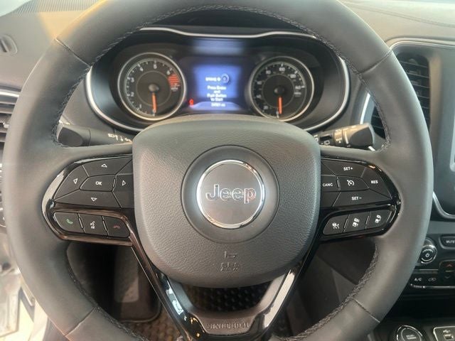 2023 Jeep Cherokee Altitude
