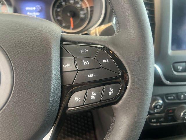 2023 Jeep Cherokee Altitude