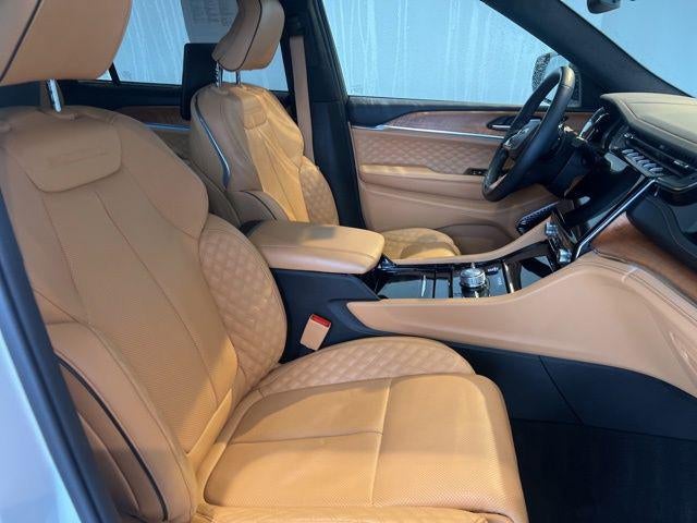 2024 Jeep Grand Cherokee L Summit