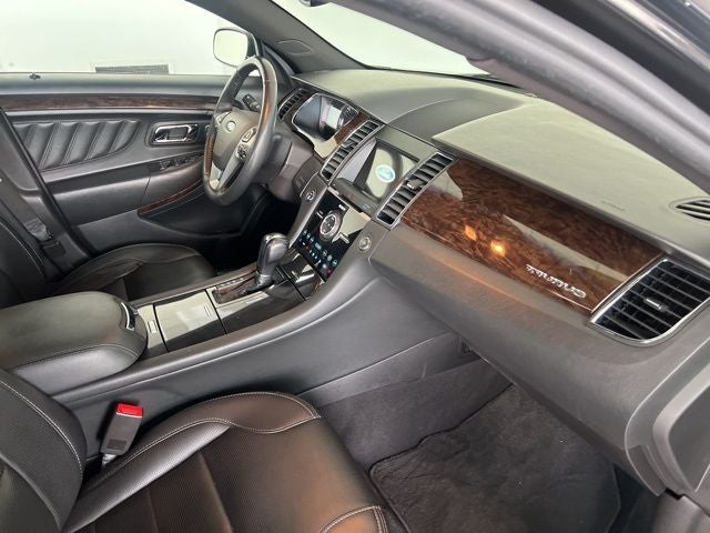 2019 Ford Taurus Limited