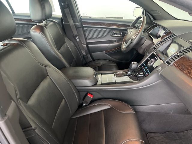 2019 Ford Taurus Limited