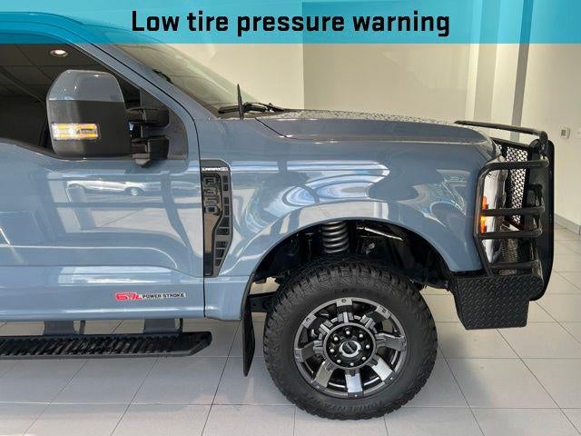 2023 Ford F-350SD Lariat
