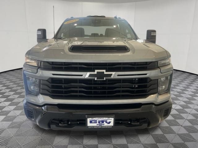 2025 Chevrolet Silverado 2500HD Custom