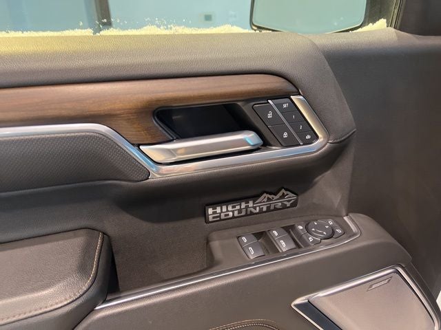 2025 Chevrolet Silverado 1500 High Country