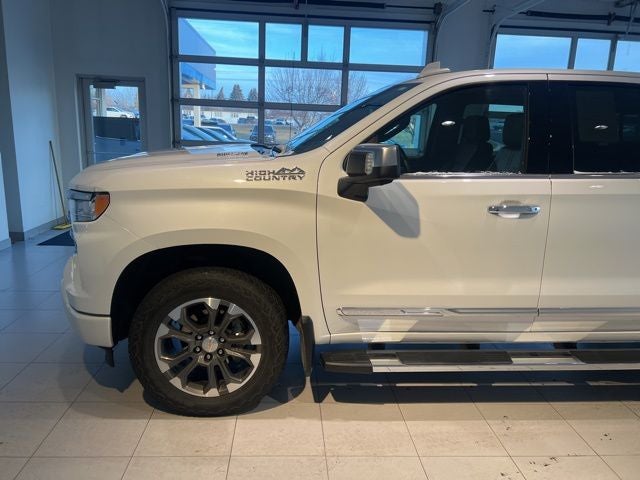 2025 Chevrolet Silverado 1500 High Country