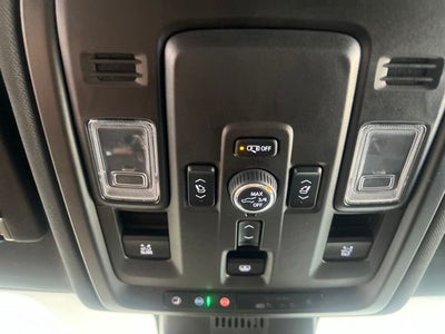 2025 GMC Yukon XL AT4
