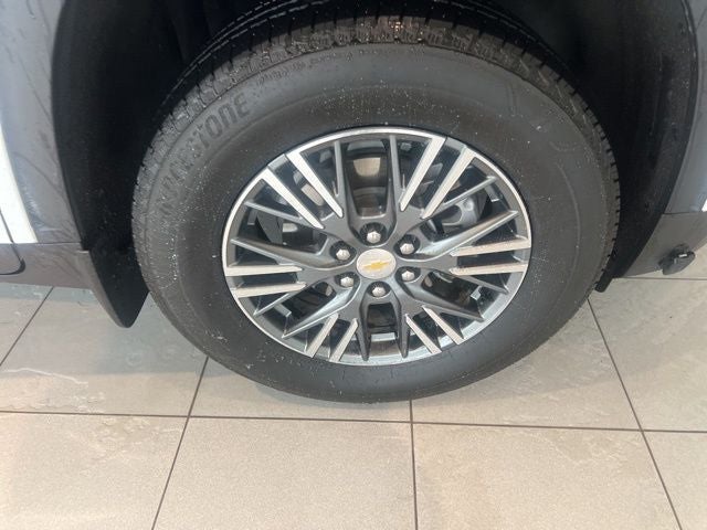 2024 Chevrolet Traverse LS