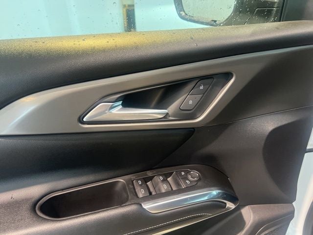 2024 Chevrolet Traverse LS