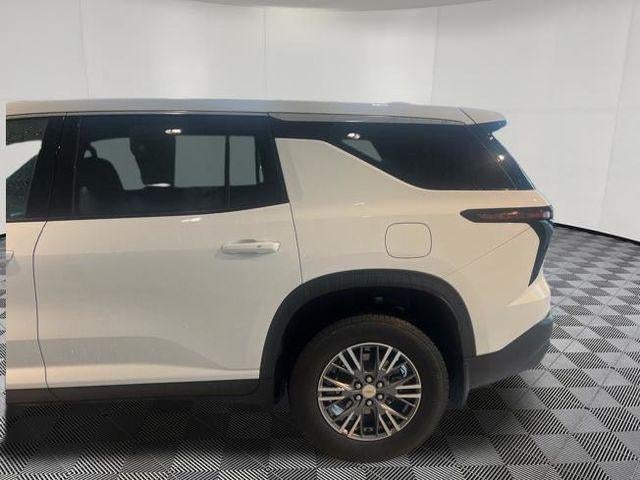 2024 Chevrolet Traverse LS
