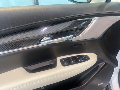 2025 Cadillac XT6 Sport