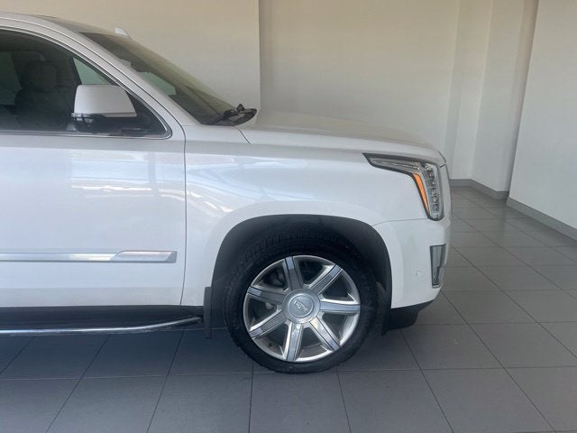 2018 Cadillac Escalade Luxury