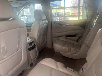 2018 Cadillac Escalade Luxury