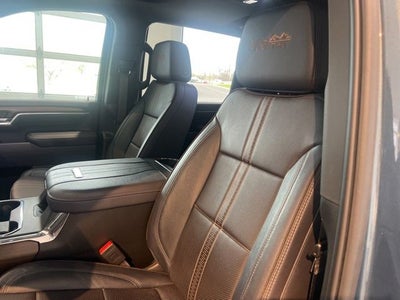2025 Chevrolet Silverado 3500HD High Country
