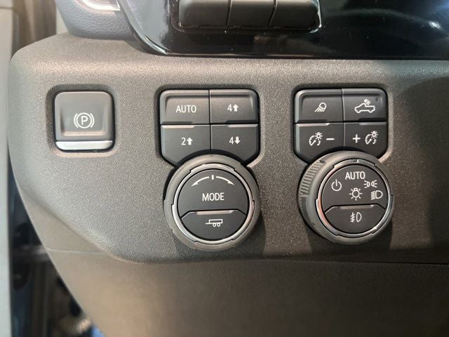 2025 Chevrolet Silverado 3500HD High Country