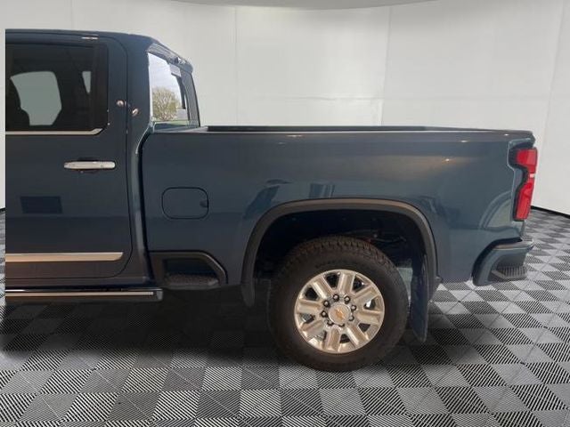 2025 Chevrolet Silverado 3500HD High Country