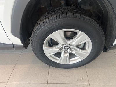 2020 Toyota RAV4 Hybrid XLE