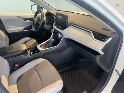 2020 Toyota RAV4 Hybrid XLE