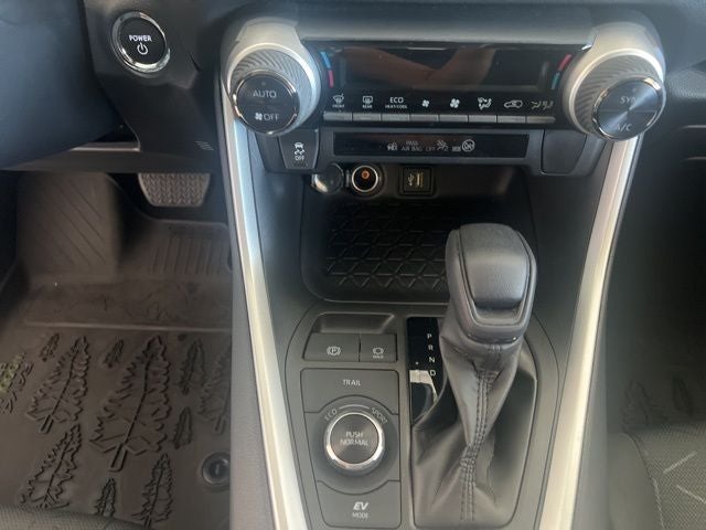 2023 Toyota RAV4 Hybrid Woodland Edition