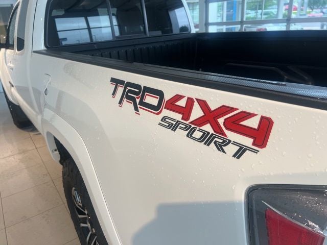 2022 Toyota Tacoma TRD Sport V6