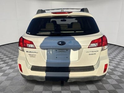 2011 Subaru Outback 3.6R Premium