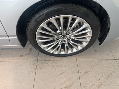2019 Toyota Avalon Limited