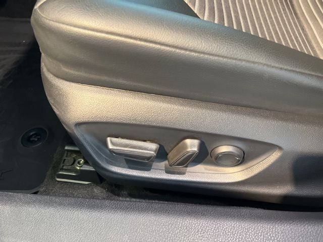 2023 Toyota Camry Hybrid SE Nightshade Edition