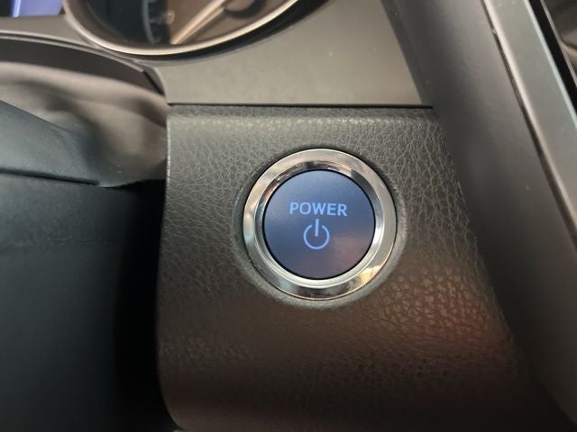 2023 Toyota Camry Hybrid SE Nightshade Edition