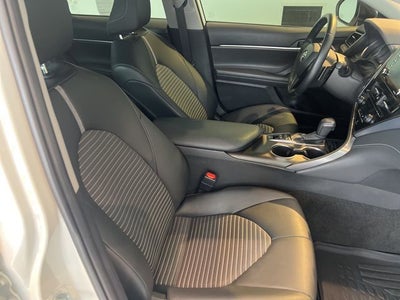 2023 Toyota Camry Hybrid SE Nightshade Edition