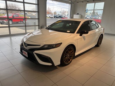 2023 Toyota Camry Hybrid SE Nightshade Edition