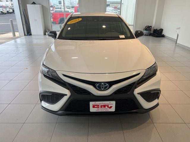 2023 Toyota Camry Hybrid SE Nightshade Edition