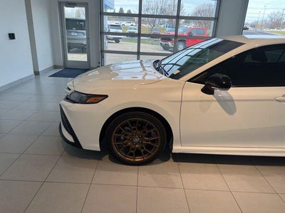 2023 Toyota Camry Hybrid SE Nightshade Edition