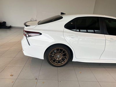 2023 Toyota Camry Hybrid SE Nightshade Edition