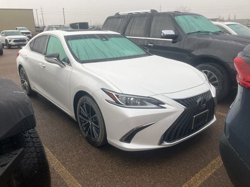 2022 Lexus ES 300h