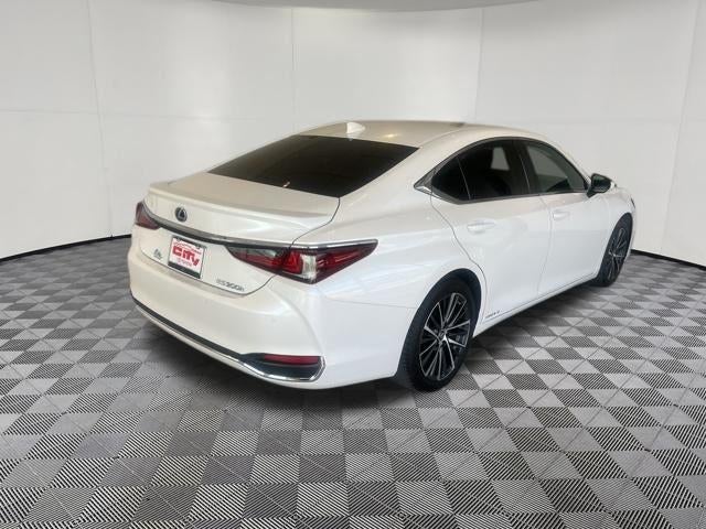 2022 Lexus ES 300h