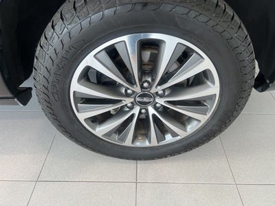 2017 Lincoln Navigator Select