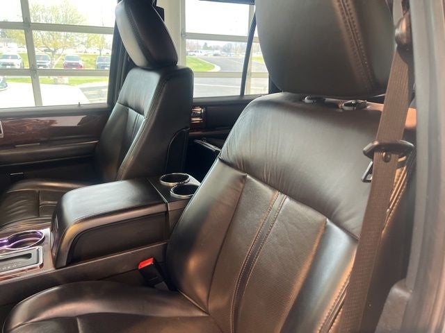 2017 Lincoln Navigator Select