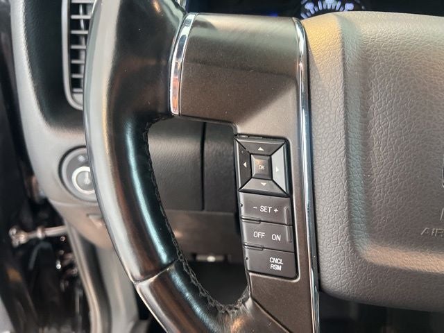 2017 Lincoln Navigator Select