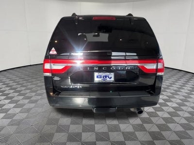 2017 Lincoln Navigator Select