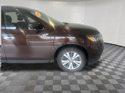 2019 Nissan Pathfinder SL