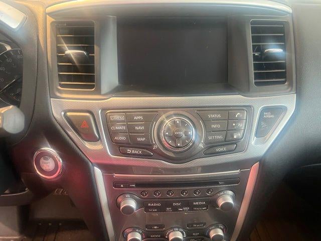 2019 Nissan Pathfinder SL