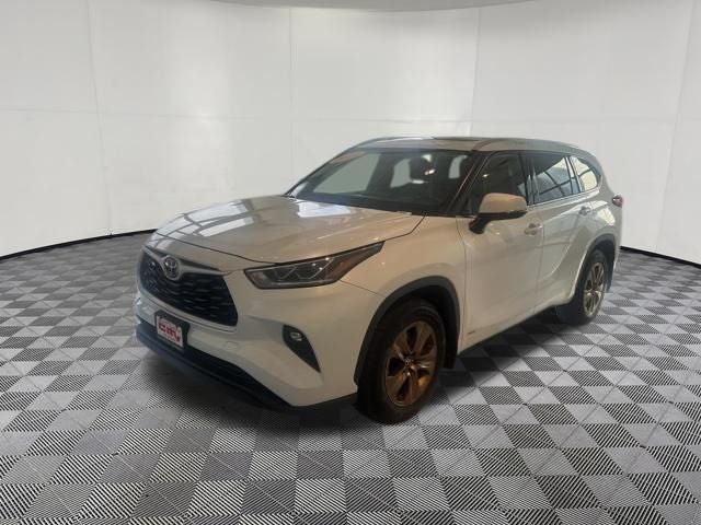 2022 Toyota Highlander Hybrid Bronze Edition