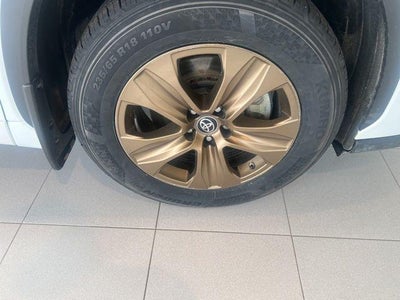 2022 Toyota Highlander Hybrid Bronze Edition
