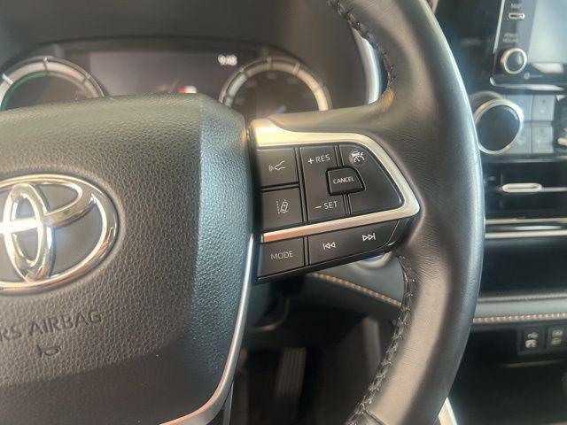 2022 Toyota Highlander Hybrid Bronze Edition