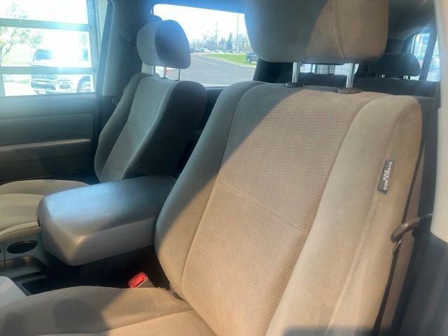 2008 Toyota Sequoia SR5 5.7L
