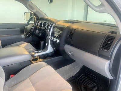 2008 Toyota Sequoia SR5 5.7L