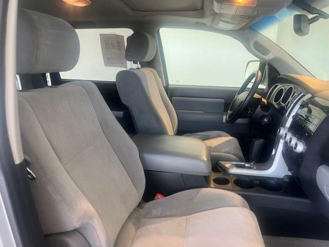 2008 Toyota Sequoia SR5 5.7L
