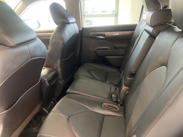 2021 Toyota Highlander Hybrid Limited