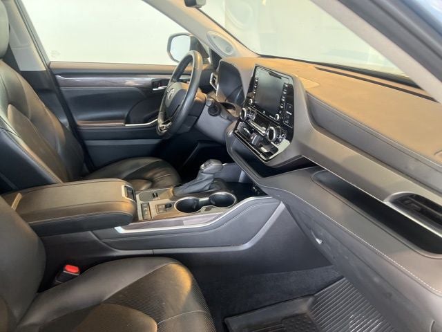 2021 Toyota Highlander Hybrid Limited