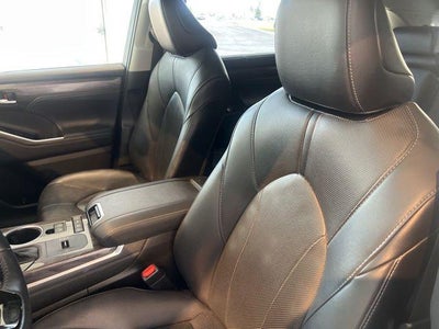 2021 Toyota Highlander Hybrid Limited